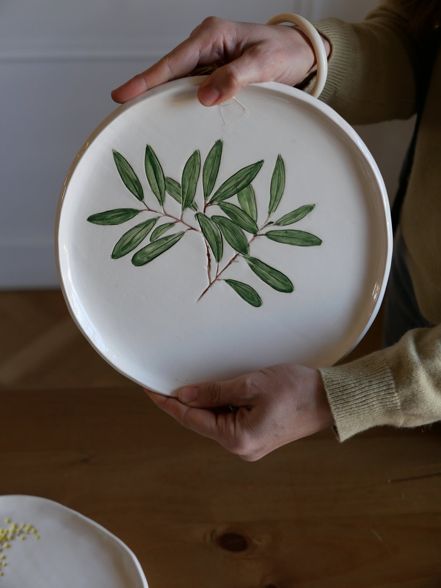 Grandes assiettes à impression végétale