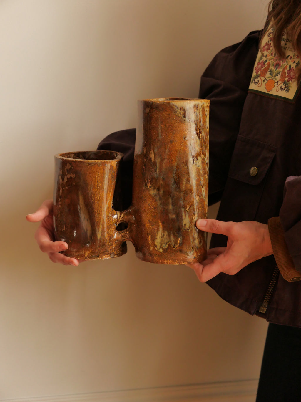 Les amoureux (émail chocolat avec effet)