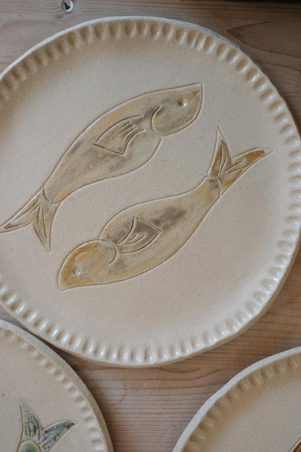 Onde - Assiettes en grès chamotté